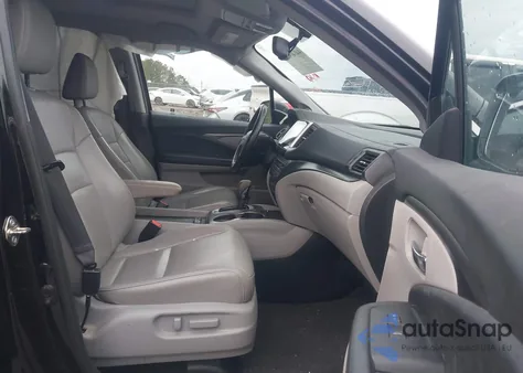 2017 Honda Pilot Ex-L z USA, uszkodzony, nr VIN 5FNYF5H55HB005013